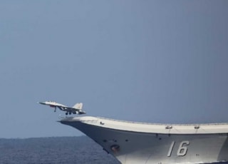 中, '日 전투기 레이더 논란' 해명…"즉시 훈련 중단했다"