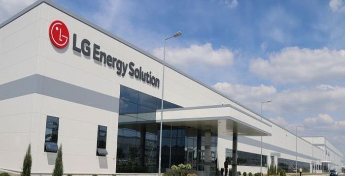 LG에너지솔루션, 벤츠와 2조원대 배터리 계약…북미·유럽 공급 확대