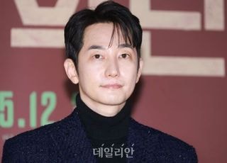 박시후 "가정파탄 루머는 사실무근, 법의 심판에 맡길 것"