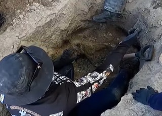 시신가방 456개 쏟아졌다…홍명보호 경기 치를 그곳, 충격사태