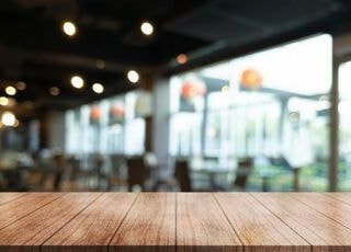 [속보] 대구 음식점서 묻지마 칼부림, 20대 여종업원 중상…"일면식 없어"