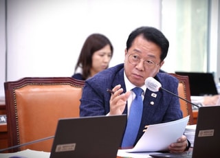 與 "주택공급 방안, 정부가 주도권…당은 뒷받침"