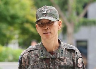 군, '특검기소' 드론작전사령관·국방부 검찰단장 보직해임
