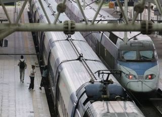 철도노조 내일 오전 9시부터 무기한 파업…교통대란 우려