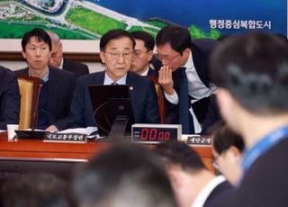 정부, 주택공급 또 일방통행?…용산정비창 놓고 서울시와 ‘엇박자’