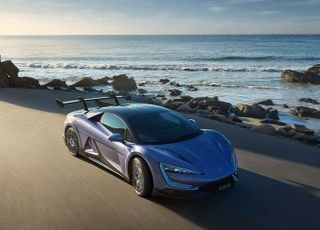 BYD 송파 전시장에 등장한 슈퍼카…'양왕 U9' 특별 전시