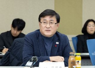 신규 원전 공청회로 정하겠다는 기후부…전력 청사진 안갯속으로 [기자수첩-정책경제]