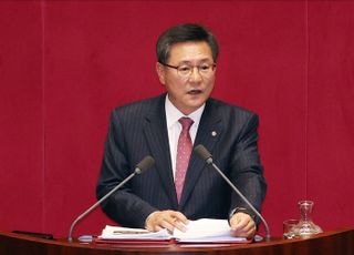 이헌승 국민의힘 의원, '은행법 일부개정법률안' 무제한토론