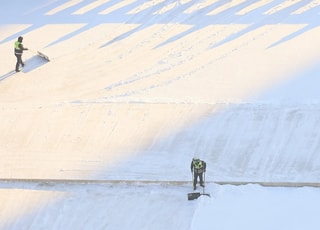 [내일날씨] 주말 빙판길 주의…전국 대부분 흐리고 눈·비 이어져