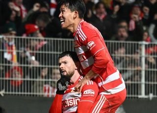 정우영 감각적인 논스톱 패스…시즌 첫 공격 포인트