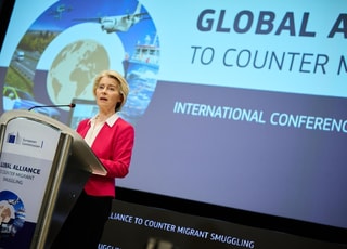 EU, 헝가리·슬로바키아 반발 뚫고 러 자산 동결 '첫 관문' 통과