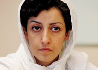 이란, 노벨평화상 수상자 나르게스 모하마디 또 체포... '불법 구호' 혐의