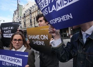 EU, 中 저가 소포 단속 계획…"매년 위험 급증"