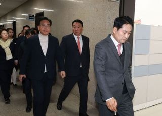 장동혁의 '통일교 게이트' 러브콜…개혁신당 지선 연대 가능성은