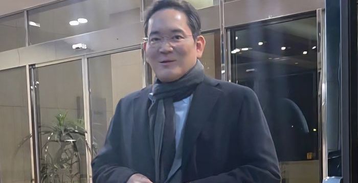 "열심히 일하고 왔어요" 美 출장 마친 이재용…테슬라·AMD와 협력 논의