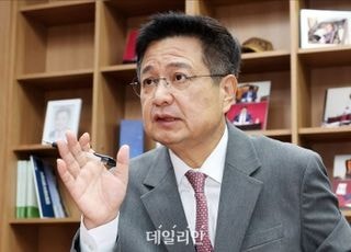 아이디 1개 6만5천원?…中서 거래되는 '보안인증 뚫린' 쿠팡 계정 [12/17(화) 데일리안 출근길 뉴스]