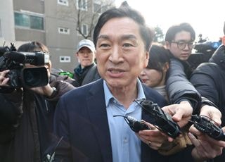 '로저비비에 가방 선물 의혹' 김기현 자택 압수수색 [데일리안 1분뉴스]