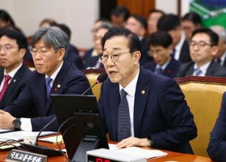김윤덕 국토부 장관 “주택공급 신뢰성 중요…대책 발표 늦출 생각도 있어”
