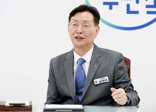 김제선 대전 중구청장 “원도심 정책의 출발점은 기존 자원” [D:인터뷰]