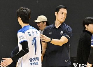 ‘충격의 창단 첫 10연패’ 삼성화재, 김상우 감독 자진사퇴