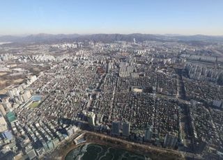 국토균형발전 ‘무색’…부동산, 양극화 넘어 초양극화로 [2025 결산②]