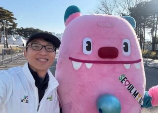 '사생활 논란' 정희원 건강총괄관 사퇴…서울시 건강정책 차질 우려