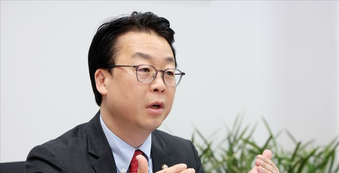 우원식, 주호영에 '사회 맡으라' 통보? 국민의힘 "지시하느냐…이건 협박"