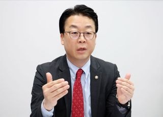 [데일리안 오늘뉴스 종합] 우원식, 주호영에 '사회 맡으라' 통보? 국민의힘 "지시하느냐…이건 협박"·김민석 '5년은 짧다' 발언에 "이재명 정권 장기집권 빌드업 의심" 등