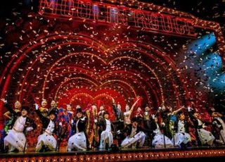 감각의 정점 구현한 쇼 뮤지컬의 전형, ‘물랑루즈!’ [D:헬로스테이지]