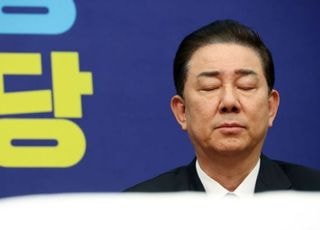 [데일리안 오늘뉴스 종합]계엄 당시 "김병기, 경찰 보고 겁먹어" 주장…金~전직 보좌진 '이전투구', 재판 강행이 우선인가 선거 공정성이 우선인가 등