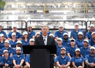 '美 진출 40년' 맞는 현대차…정의선 리더십, 악재 딛고 '가속페달'