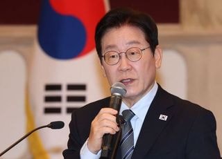 李대통령, 시진핑 '올바른 편에 서라'는 발언에 "'착하게 살자' 의미로 이해"