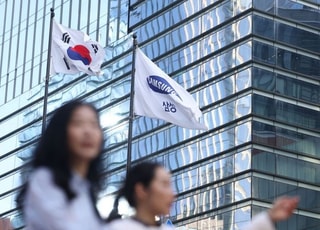 4분기 '숨 고르기'에도 年실적 '질주'…삼성 MX, 영업익 13조 추정