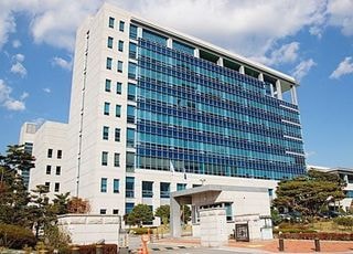 이직 노리고 반도체 장비 기술 빼돌린 40대…징역형 집유