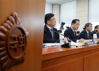 국정조사 압박에 선관위 제도 개선…중앙선관위 "투표용지 100% 인쇄"