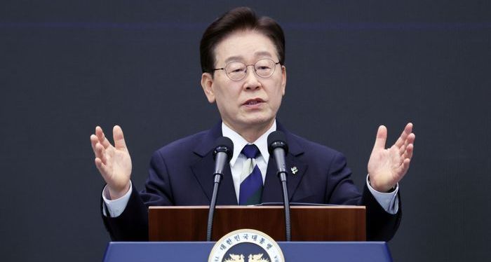 李대통령 "메가프로젝트, 지지율 관리 수단 아냐"…국민의힘 "김민석 당선 위한 수작"