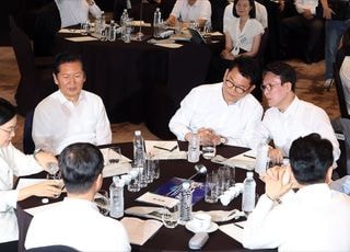 최고위원戰도 당내 의원들도 '명청대전'…민주당은 내전 중