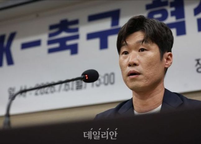 박지성·이영표 축협회장 선거 불출마…최휘영 장관, 혁신위 공동위원장 사퇴