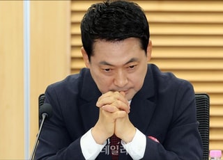 국민의힘 윤리위, 친한계 징계 개시 보류…계파 갈등 '불씨'