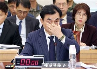 "안규백 탈영 의혹 허위"라는 국방부, 병적기록은 "공개 불가"