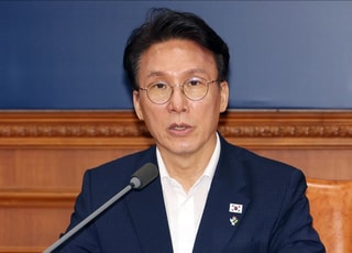 [데일리안 오늘뉴스 종합] "김민석 '명심 경쟁', 안규백 병적기록 공방, 경산 40도 육박, SK하이닉스 ADR 13% 급등, 베네수엘라 강진 참사" 등