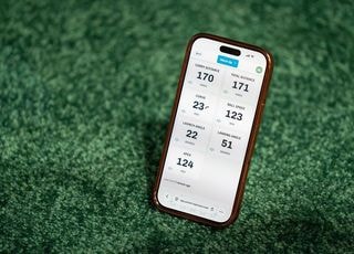 ‘QR 찍으면 비거리·볼스피드 한눈에’ 탑트레이서 GO, 골프 연습장도 AI 시대