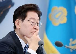 李대통령 "빚 탕감에 가혹하리만큼 엄격…사람 죽이는 금융 안 돼"
