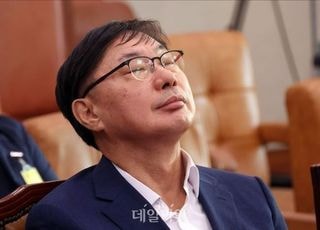 "오늘 재판 있는 줄 몰랐다" 이화영 연기 요청에…10분여 만 종료