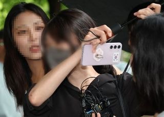 석방 직후 입 연 '올다르크'..."김건희 여사 얼마나 불편하셨을까"