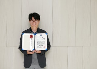 메모리서 파운드리로…26년 공정 노하우, 삼성 HBM4에 녹았다
