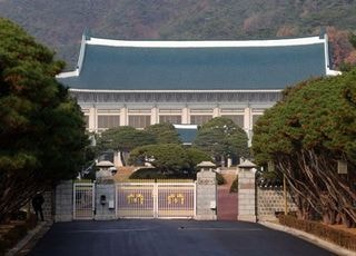 청와대 "이미 합의한 15% 관세 지켜지도록 美와 긴밀히 협의"