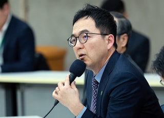 검찰총장 대행, 형소법 개정안에 "깊은 우려 금할 수 없어"