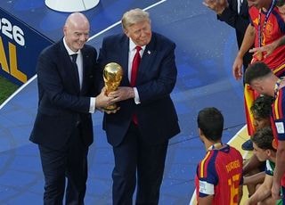 FIFA 왜 이러나…트럼프 사위 일가에 자회사 지분 매각 추진