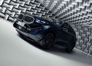 미술관에 들어온 BMW…이강소 작품 속 ‘XM 레이블’